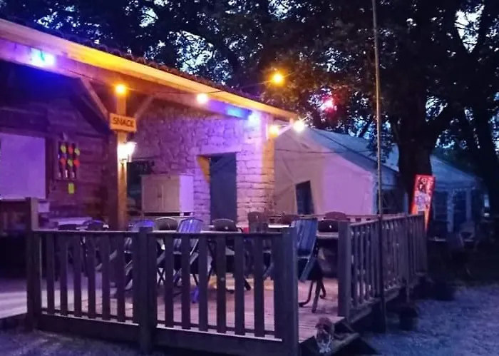 Camping Le Bel Air- Mobil Home Le Laurier